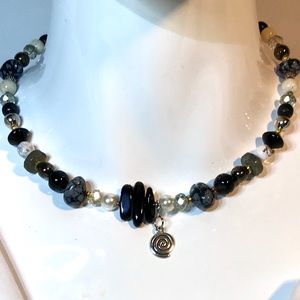 Handmade Necklace with Vintage and Modern Elements (N04-5H)